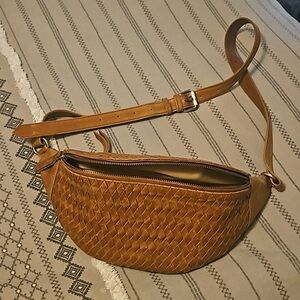 Mandrn Atlas Fanny Pack🐻